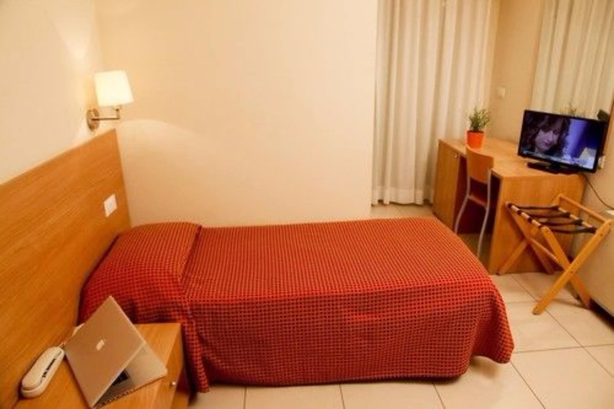 Hotel Majorca Sul Mare In Centro A Riccione Dış mekan fotoğraf