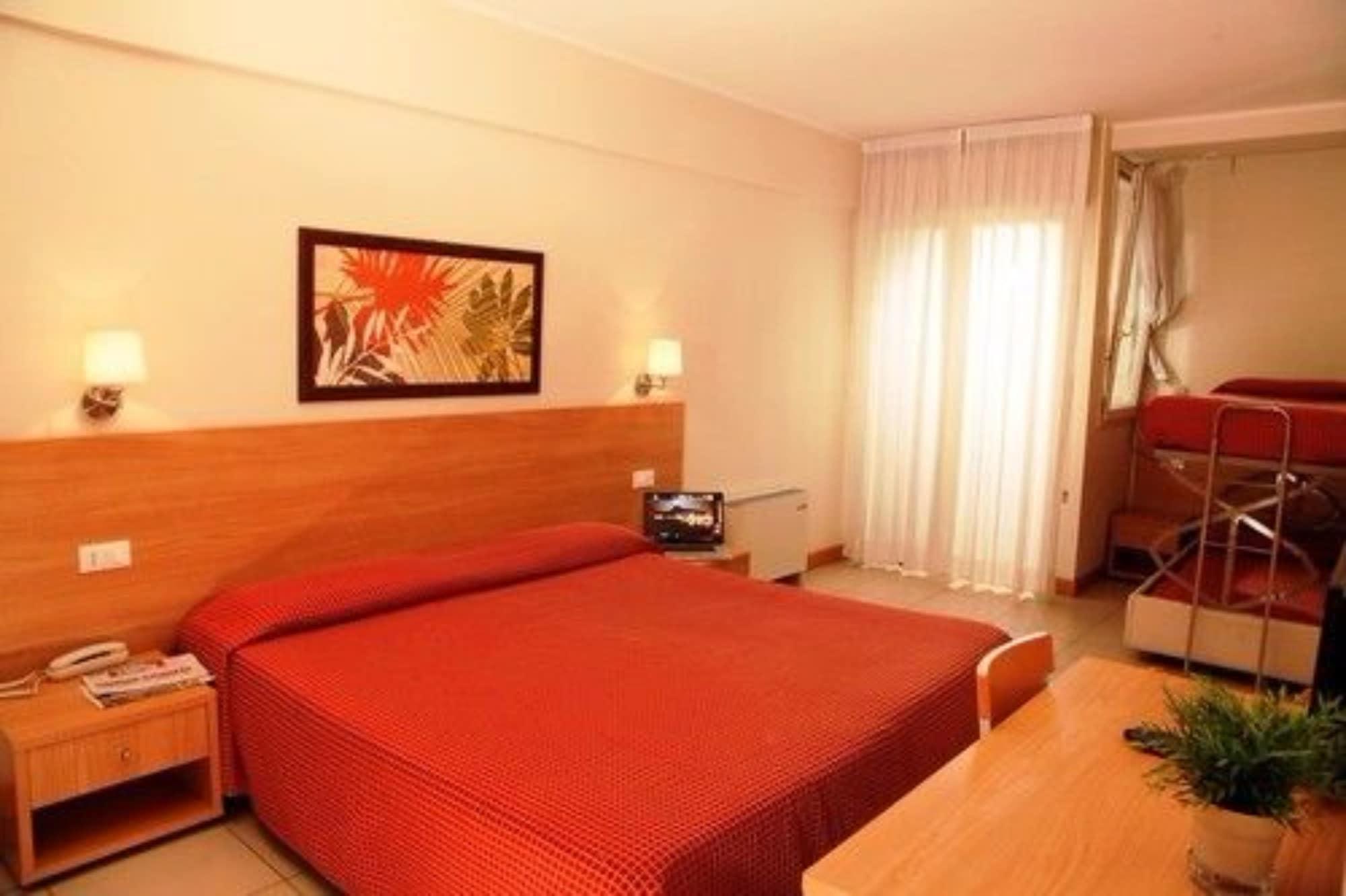 Hotel Majorca Sul Mare In Centro A Riccione Dış mekan fotoğraf