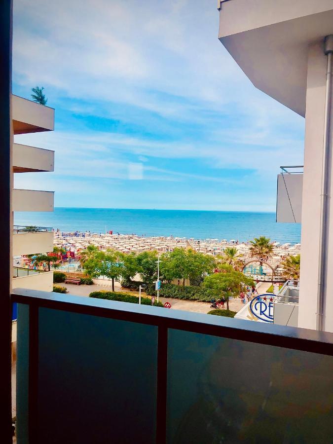 Hotel Majorca Sul Mare In Centro A Riccione Dış mekan fotoğraf