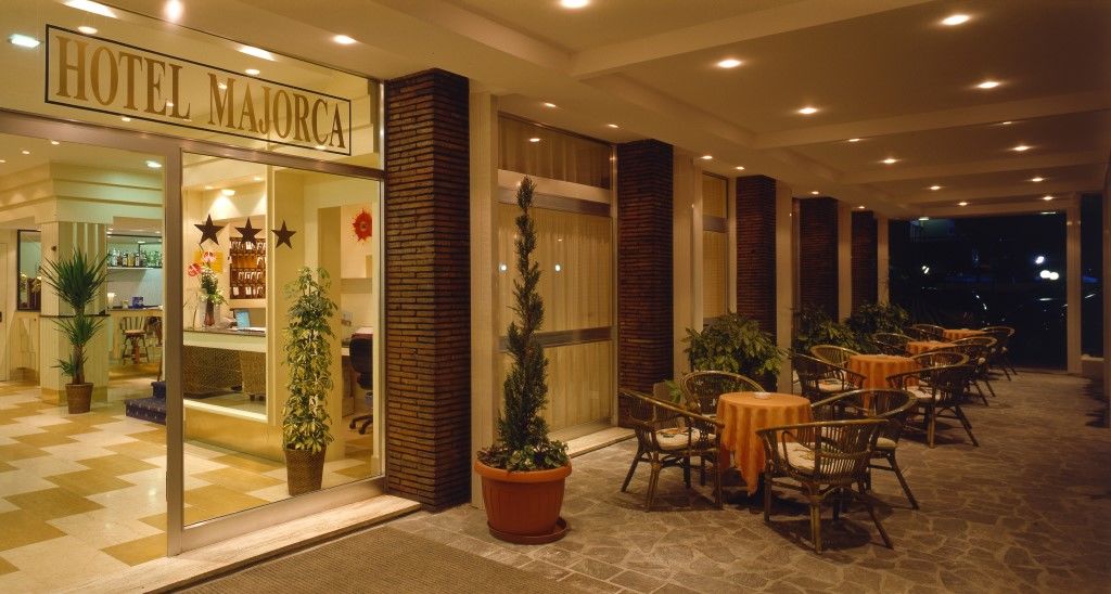 Hotel Majorca Sul Mare In Centro A Riccione Dış mekan fotoğraf
