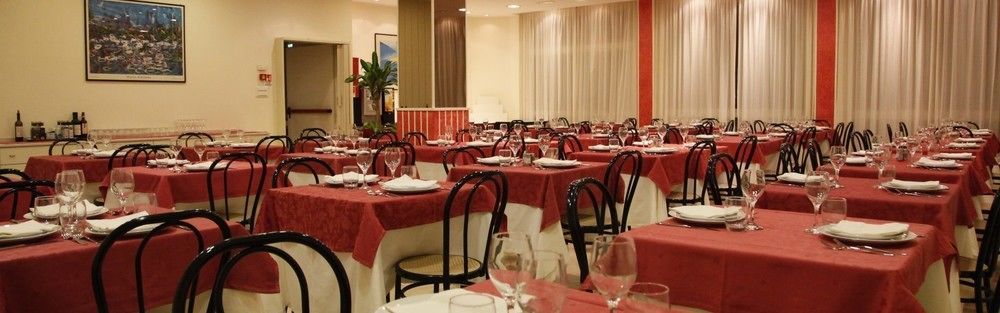 Hotel Majorca Sul Mare In Centro A Riccione Dış mekan fotoğraf