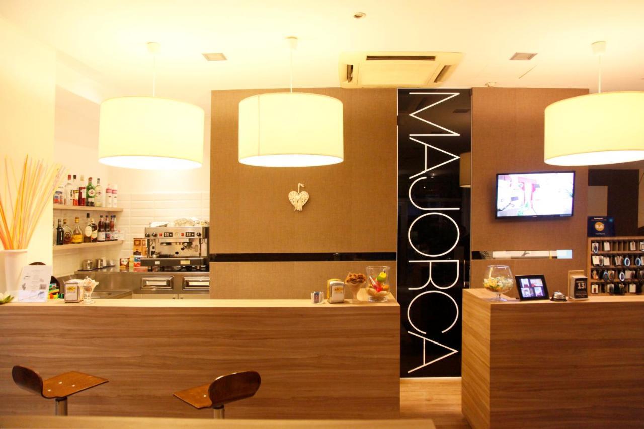 Hotel Majorca Sul Mare In Centro A Riccione Dış mekan fotoğraf